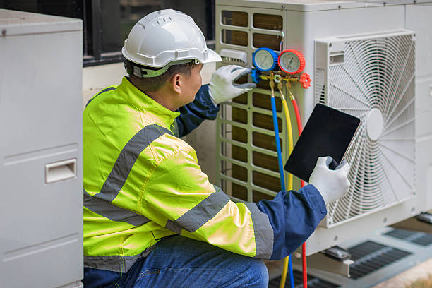 Professional Hvac technician working in Frankfort, MI